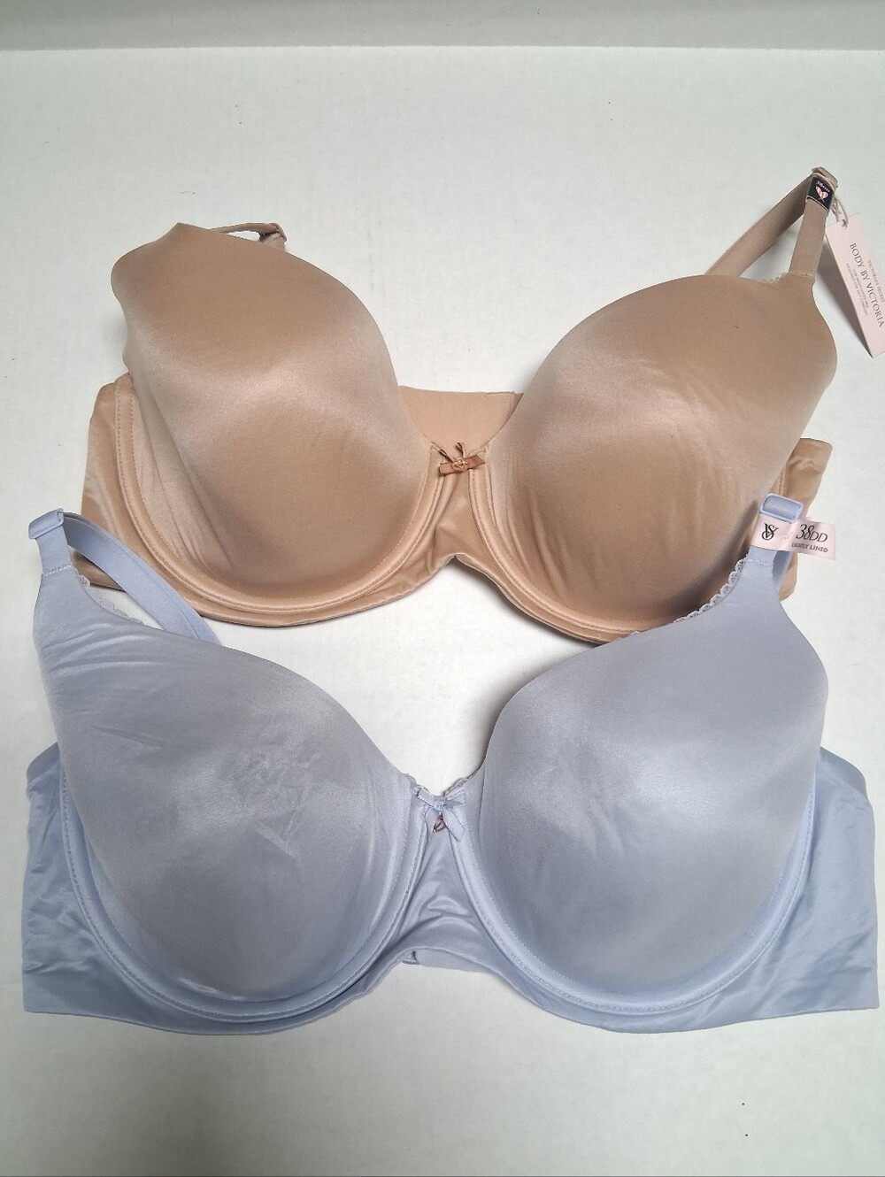 Victoria's Secret 38DD Bras